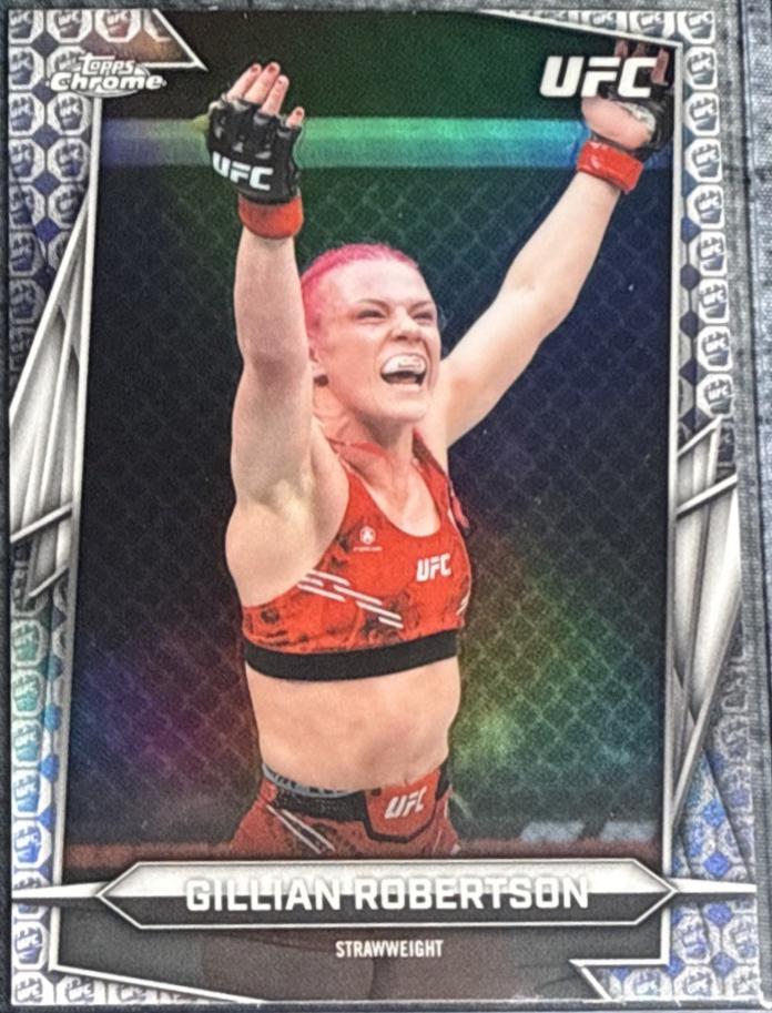 Gillian Robertson 2026 Topps Chrome UFC Base #136 UFC Glove Refractor