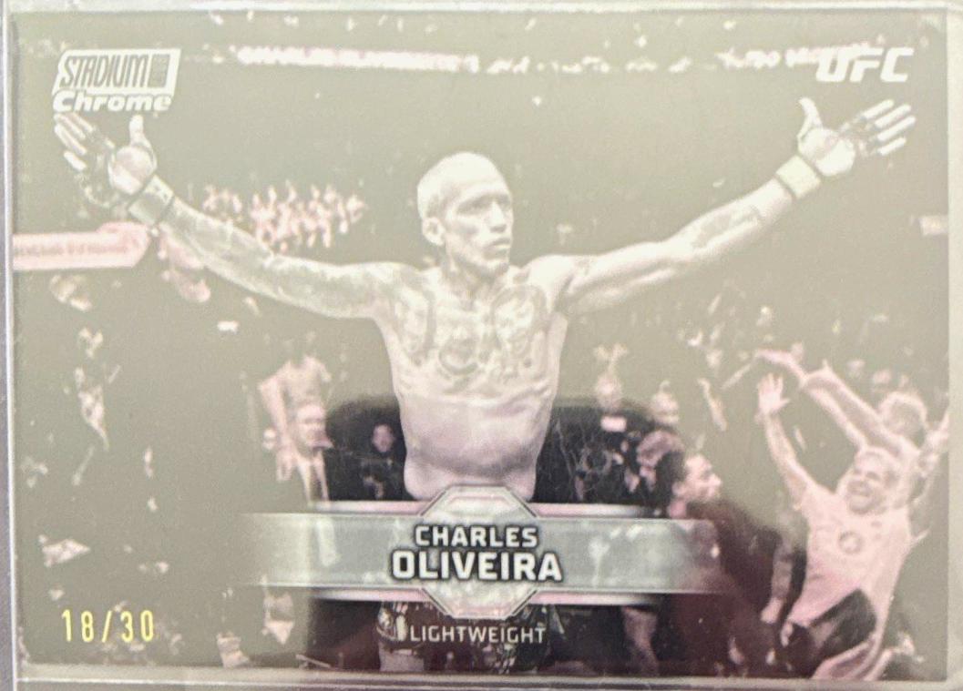 Charles Oliveira 2026 Topps Stadium Club UFC Chrome Base #CB-45 Pearl White Refractor