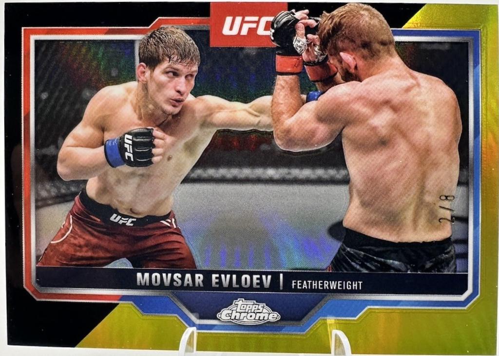 Movsar Evloev 2025 Topps Chrome UFC Base #10 Black & Gold Refractor