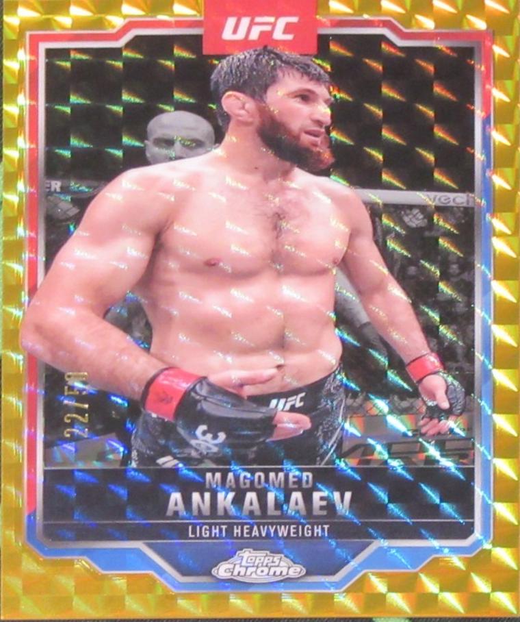 Magomed Ankalaev 2025 Topps Chrome UFC Base #21 Gold Geometric Refractor