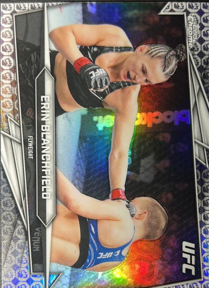 Erin Blanchfield 2026 Topps Chrome UFC Base #63 UFC Glove Refractor