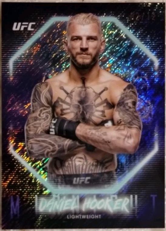 Dan Hooker 2025 Topps Midnight UFC Base #17 Midnight