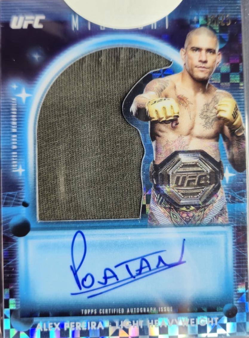 Alex Pereira 2025 Topps Midnight UFC Relic Autographs #VRA-AP Moonrise