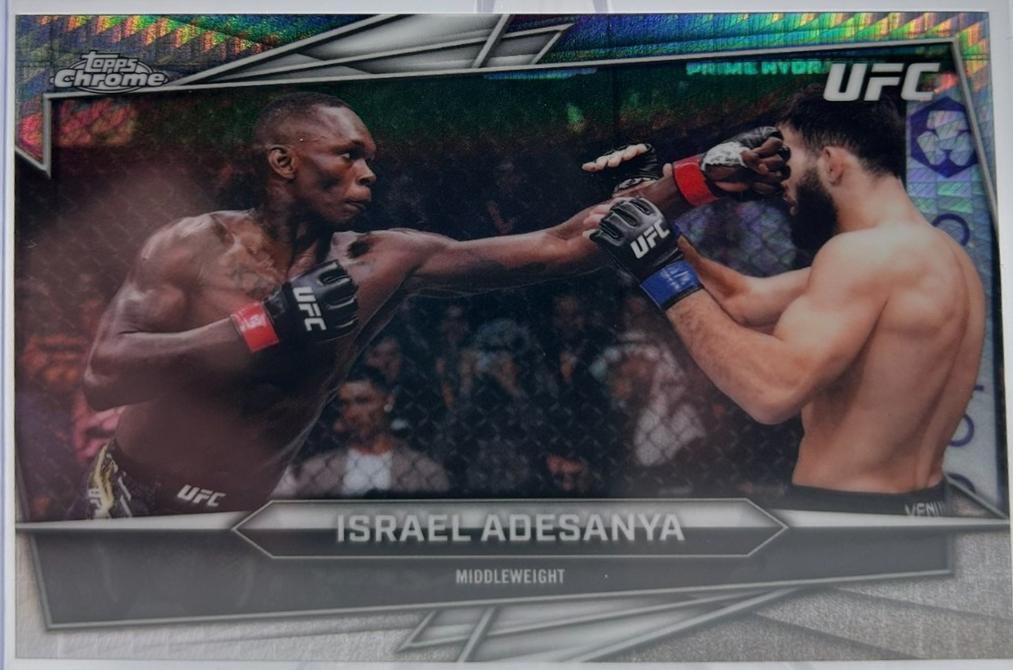 Israel Adesanya 2026 Topps Chrome UFC Base #197 Prism Refractor