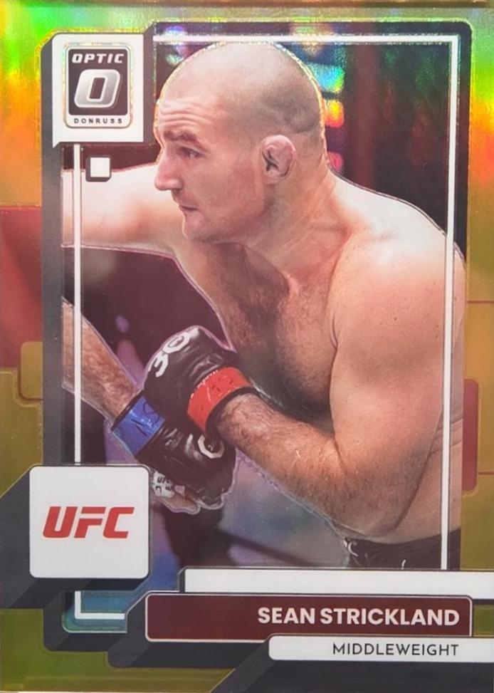 Sean Strickland 2023 Panini Donruss Optic UFC Base #82 Gold