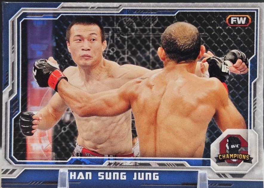 Chan Sung Jung 2014 Topps UFC Champions Base #148 Blue
