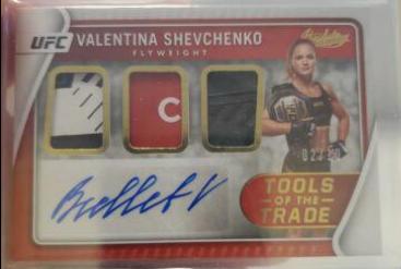 Valentina Shevchenko 2022 Panini Chronicles UFC Base One #461 Platinum