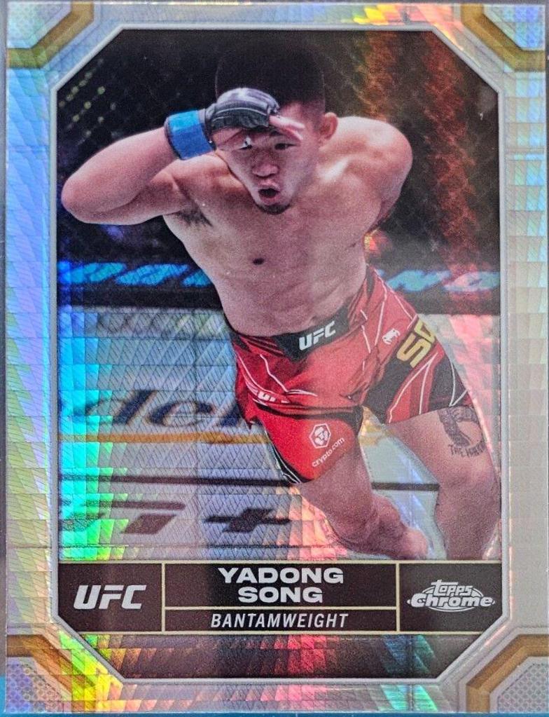 Song Yadong 2024 Topps Chrome UFC Base #179 Prism Refractor