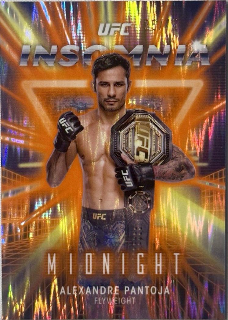 Alexandre Pantoja 2025 Topps Midnight UFC Insomnia #IN-14 Dusk