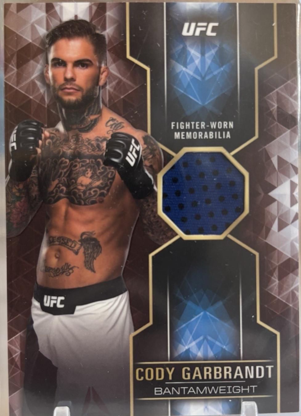Cody Garbrandt 2017 Topps UFC Knockout Knockout Relics #KR-CGR Red