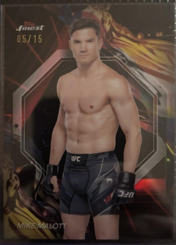 Mike Malott 2024 Topps Finest UFC Base Uncommon #154 Red Black Vapor Refractor
