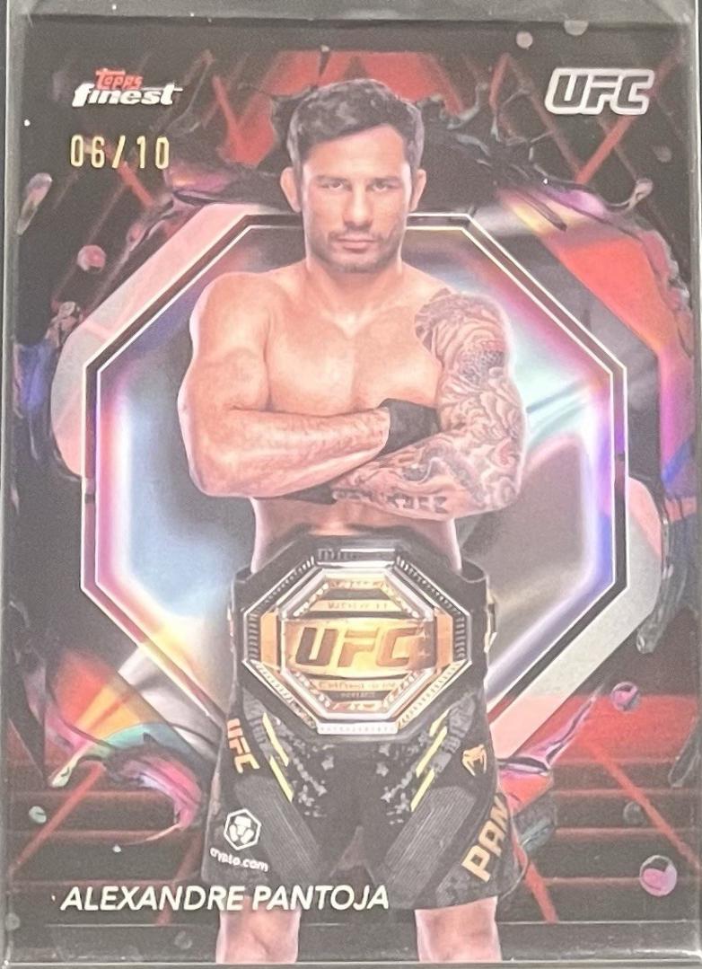 Alexandre Pantoja 2024 Topps Finest UFC Base Rare #262 Red Black Vapor Refractor