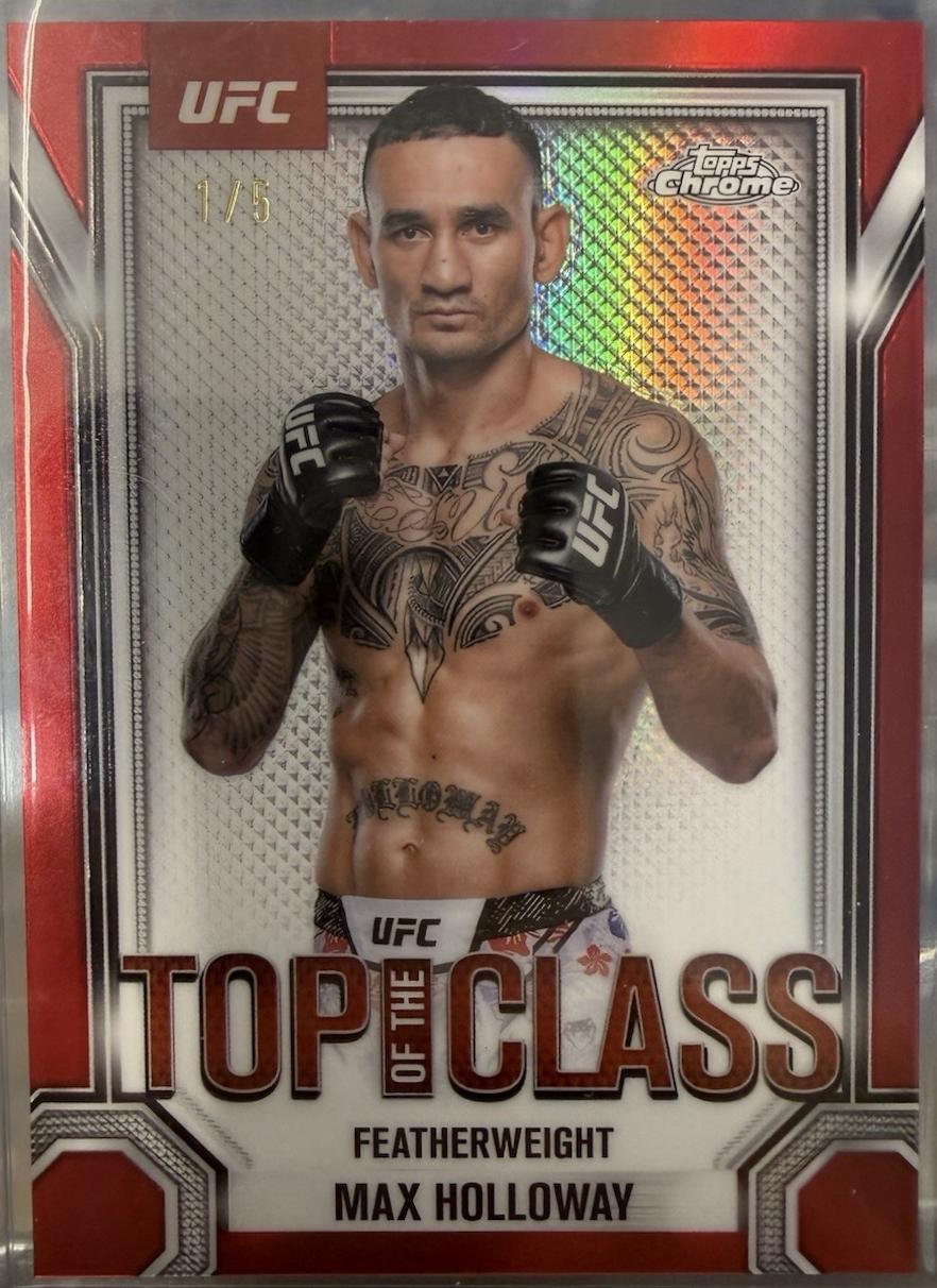 Max Holloway 2025 Topps Chrome UFC Top of the Class #TTC-8 Red Refractor