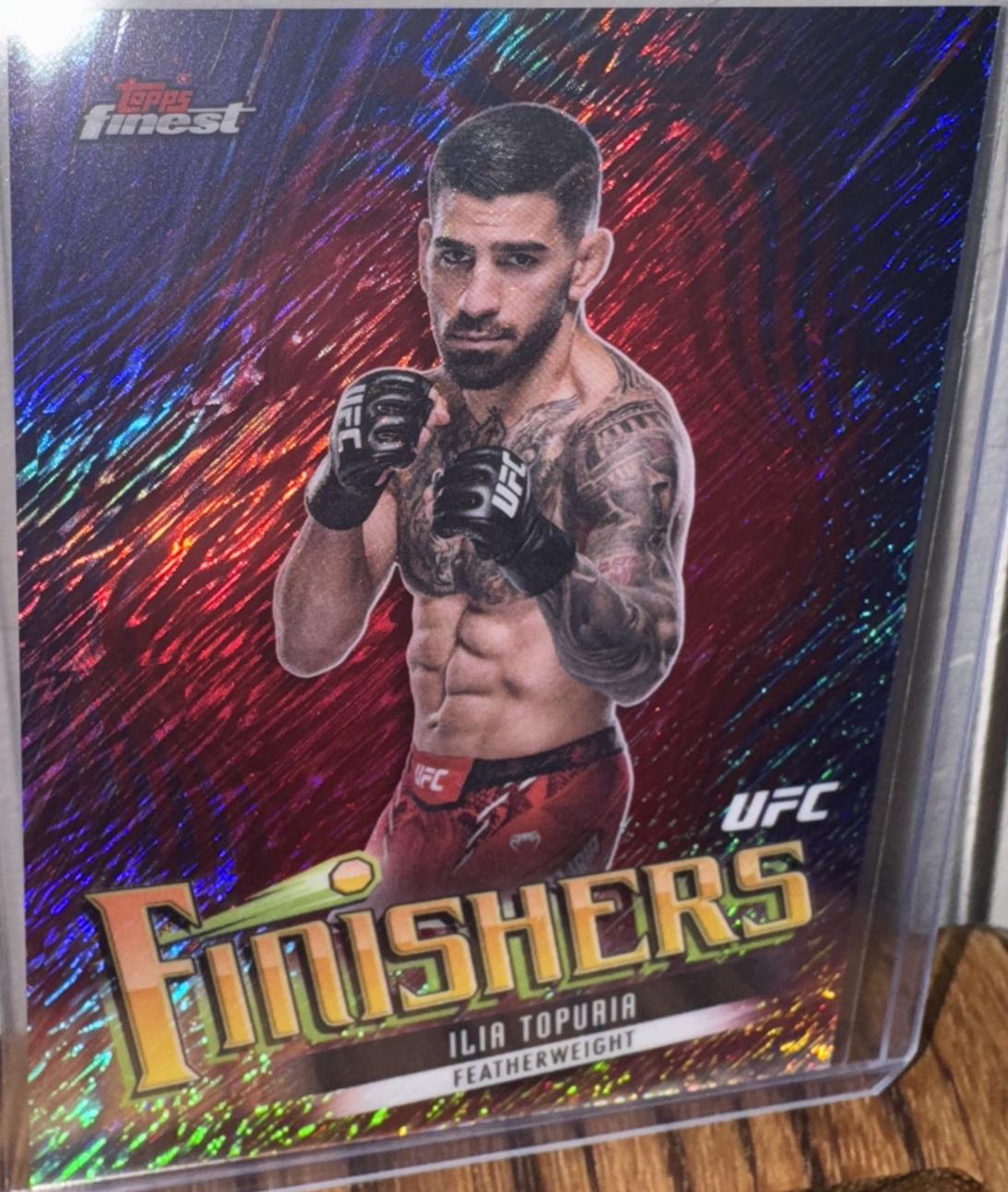 Ilia Topuria 2024 Topps Finest UFC Finishers #FIN-4 Red Shimmer Refractor