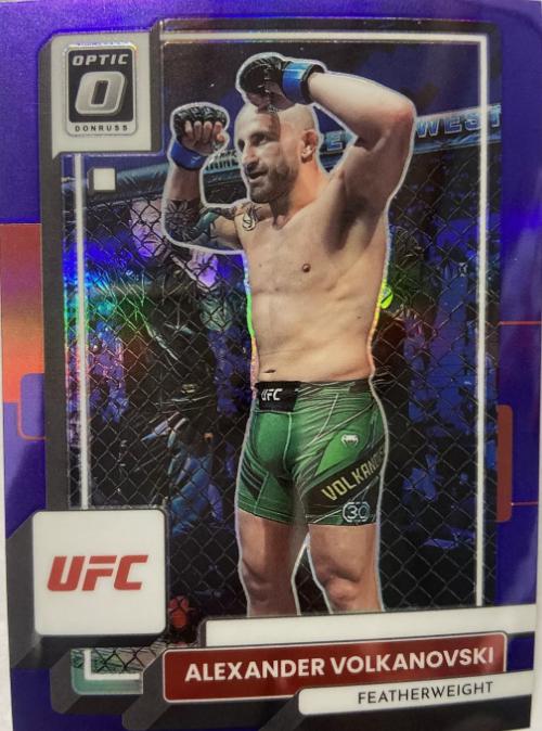 Alexander Volkanovski 2023 Panini Donruss Optic UFC Base #1 Purple