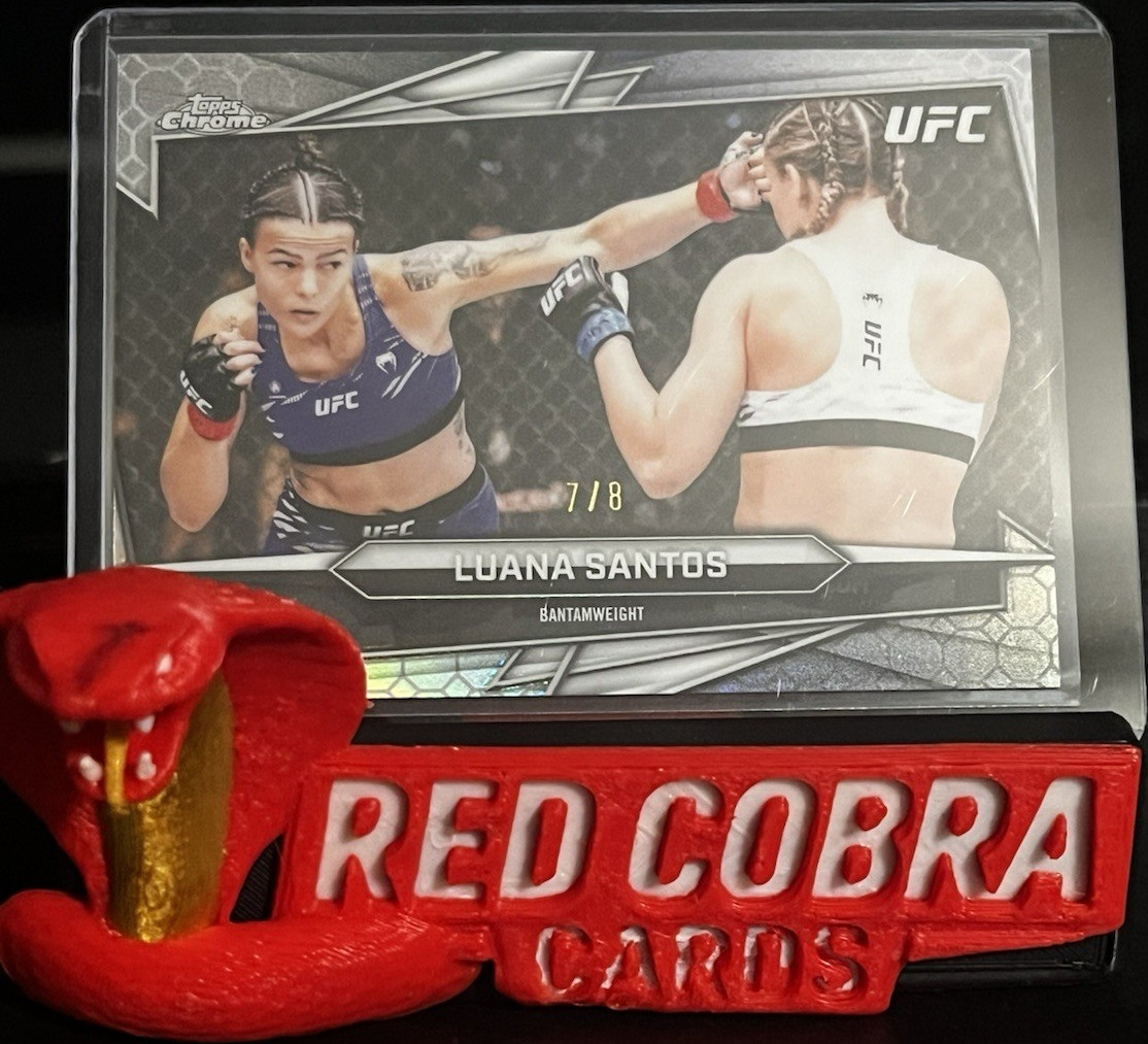Luana Santos 2026 Topps Chrome UFC Base #167 Octafractor