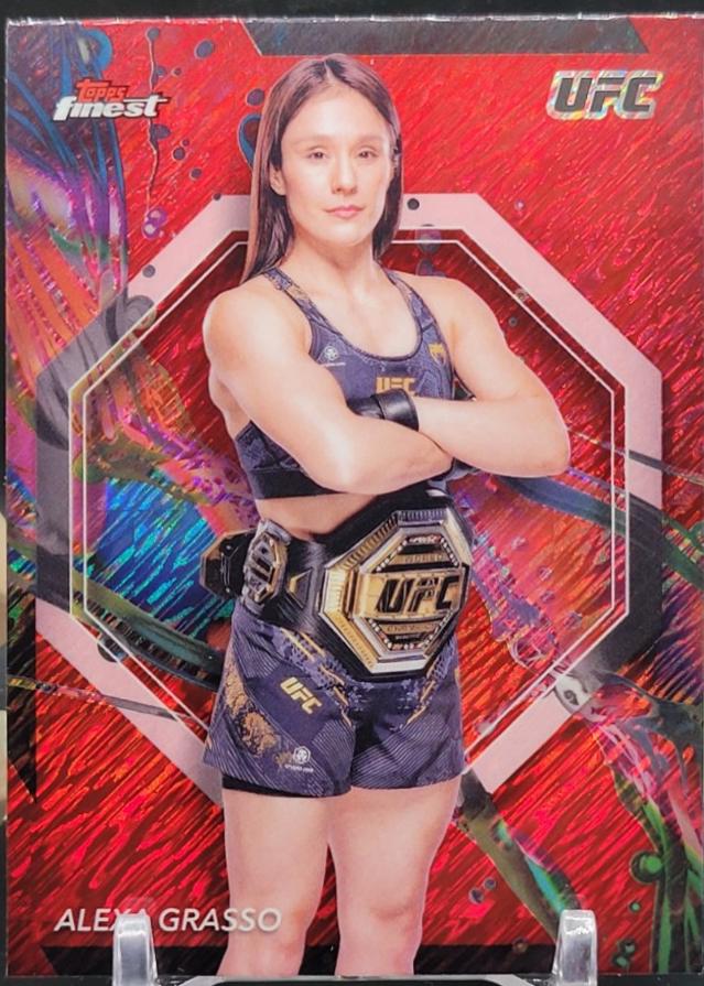 Alexa Grasso 2024 Topps Finest UFC Base Common #60 Red Shimmer Refractor