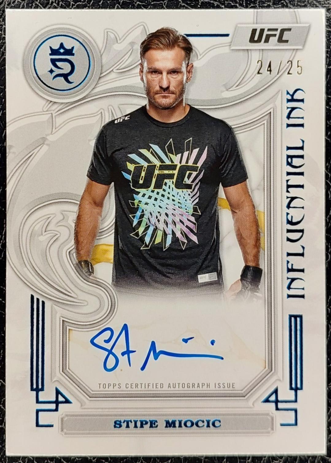 Stipe Miocic 2024 Topps Royalty UFC Influential Ink #IIA-SMC Blue