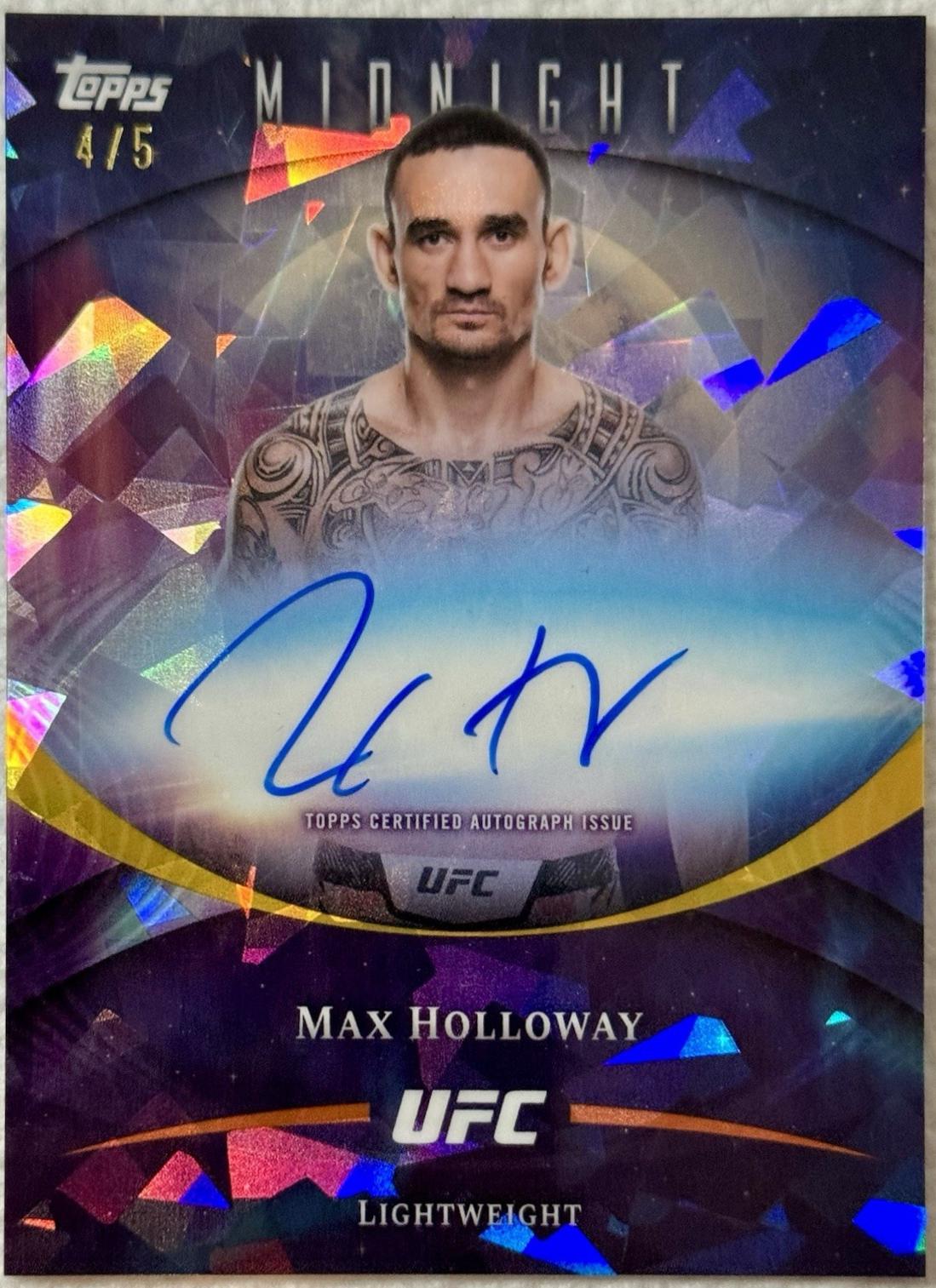 Max Holloway 2026 Topps Midnight UFC Base Autographs #BAV-MH Black Light