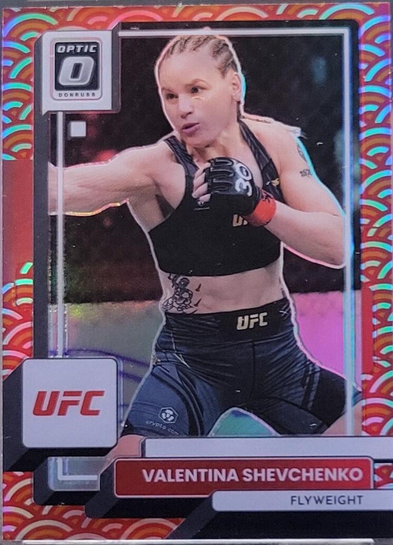 Valentina Shevchenko 2023 Panini Donruss Optic UFC Base #77 Photon