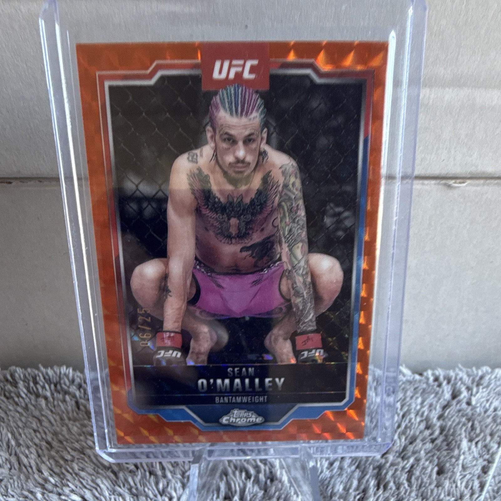 Sean O'Malley 2025 Topps Chrome UFC Base #1 Orange Geometric Refractor