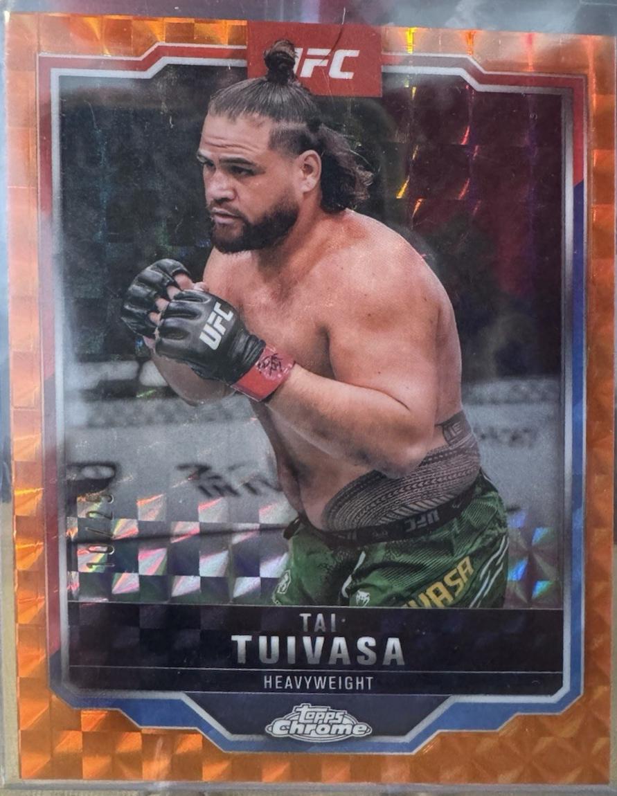 Tai Tuivasa 2025 Topps Chrome UFC Base #53 Orange Geometric Refractor