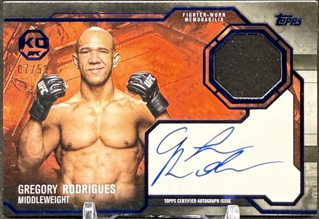 Gregory Rodrigues 2025 Topps Knockout UFC Knockout Autograph Relics #KAR-GR Blue