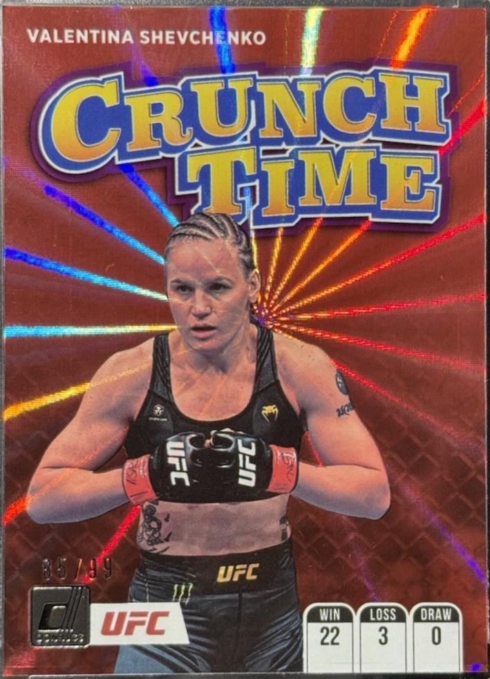 Valentina Shevchenko 2022 Panini Donruss UFC Crunch Time #4 Purple Laser