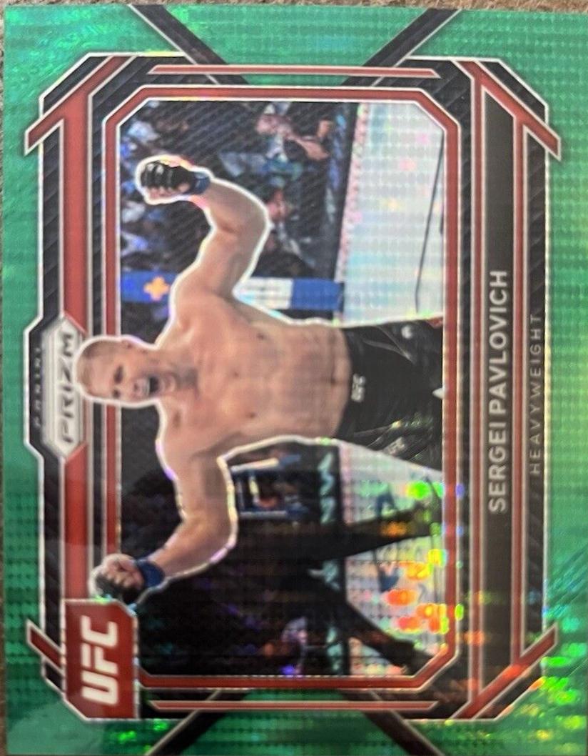 Sergei Pavlovich 2023 Panini Prizm UFC Base #71 Green Pulsar