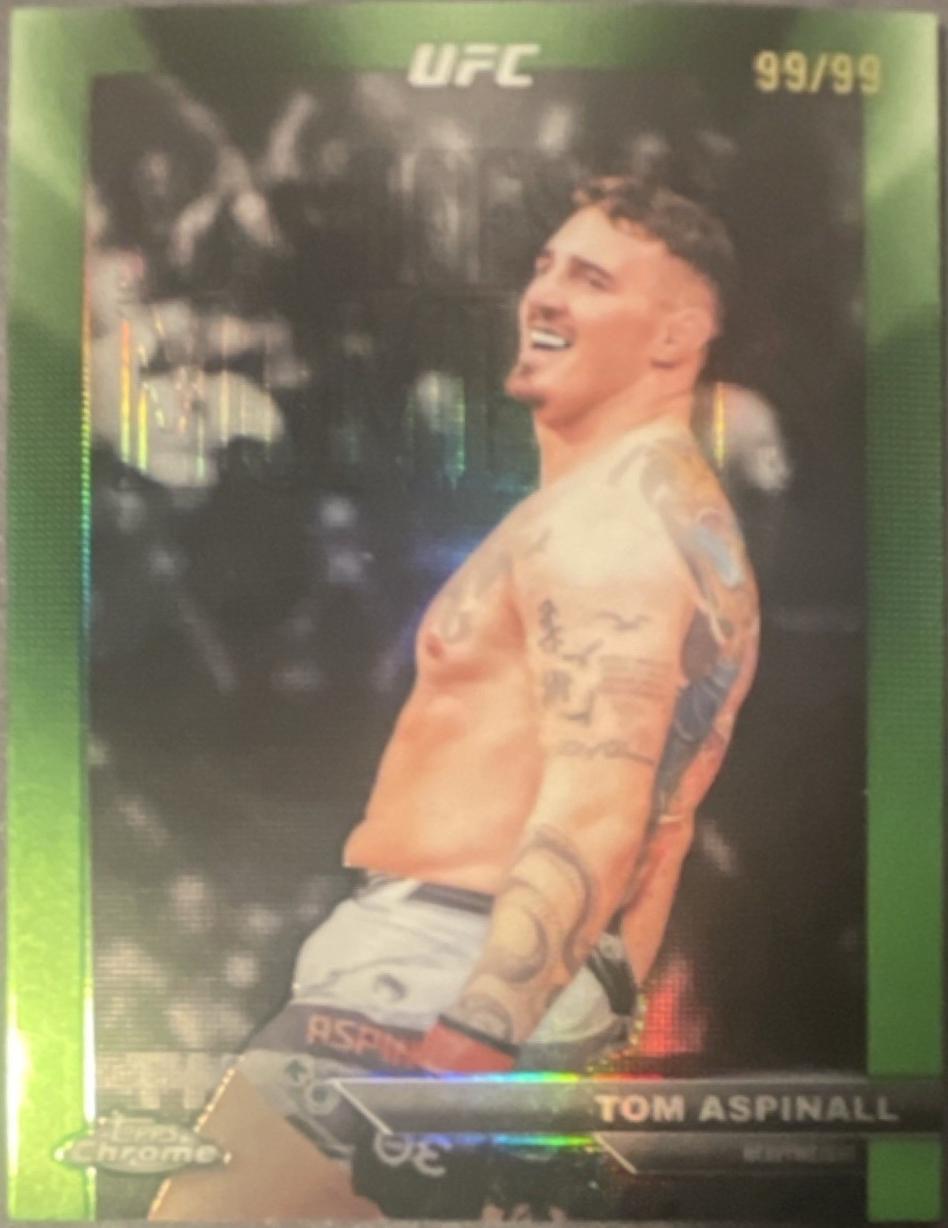 Tom Aspinall 2026 Topps Chrome UFC Manifesting Moments #MM-1 Green Refractor