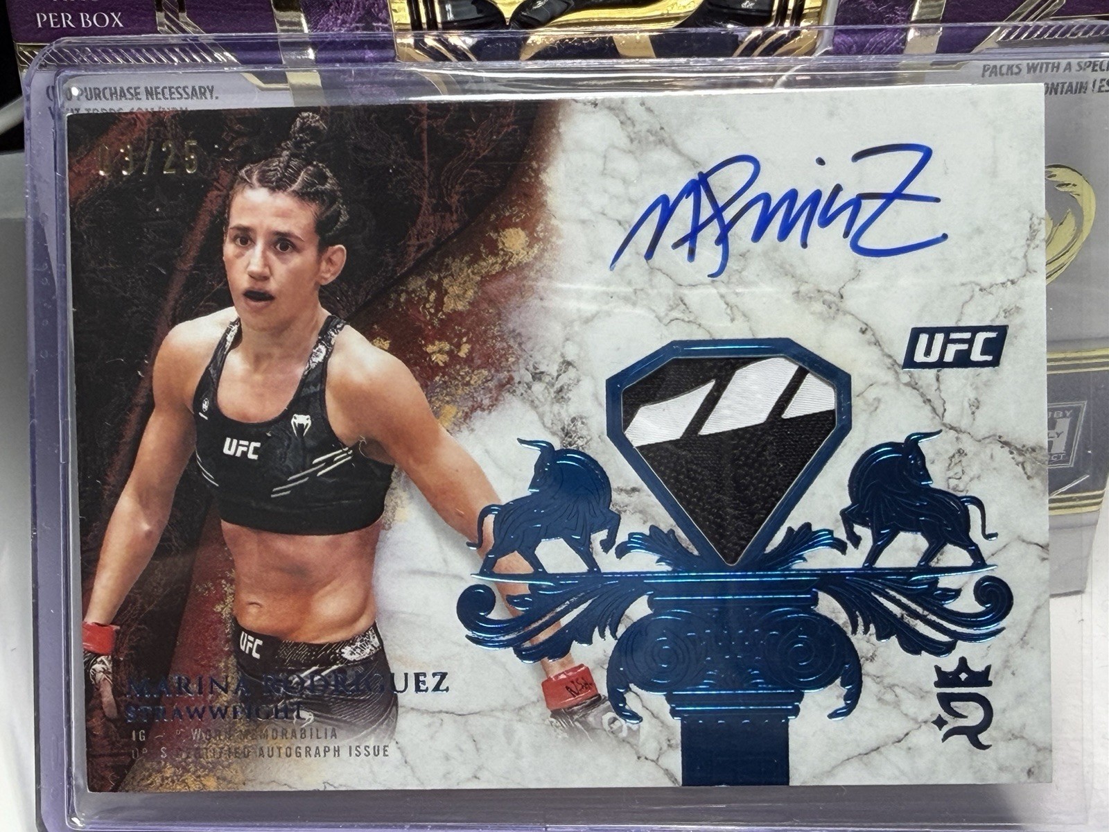 Marina Rodriguez 2025 Topps Royalty UFC Royalty Relic Signatures #RYR-MZ Blue