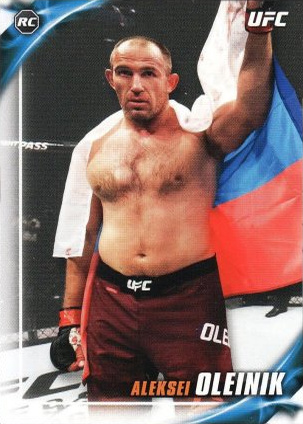 Aleksei Oleinik 2019 Topps UFC Knockout Base #93 Green